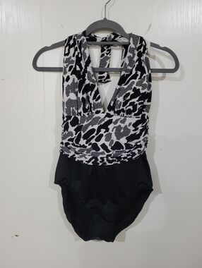 Magicsuit Yves Zooloo Halter Black and White Printed One-Piece Swimsuit Size 10